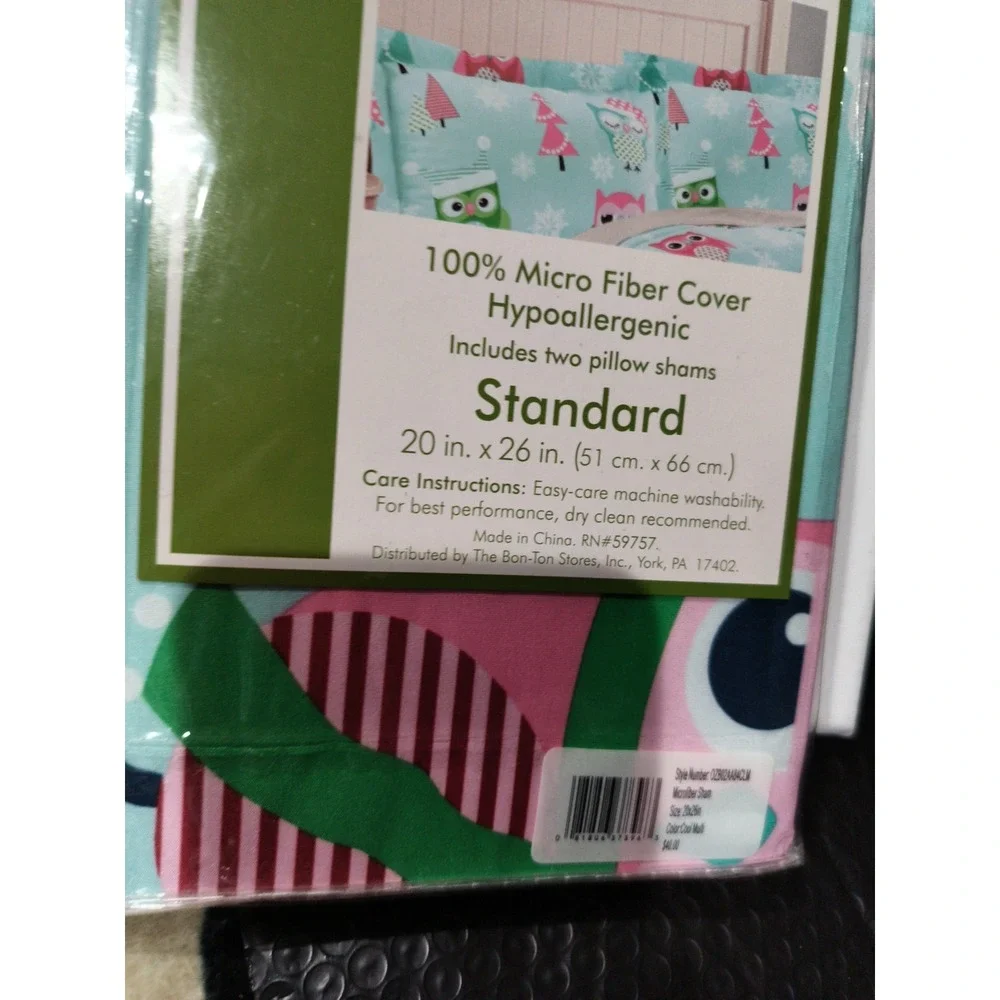 Living Quarters 2 Pillow Shams Cool Multi Standard NIP 20x26